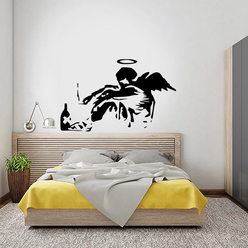 Граффити Бэнкси с опавшим анге – обзор и цена Home Cinema Room